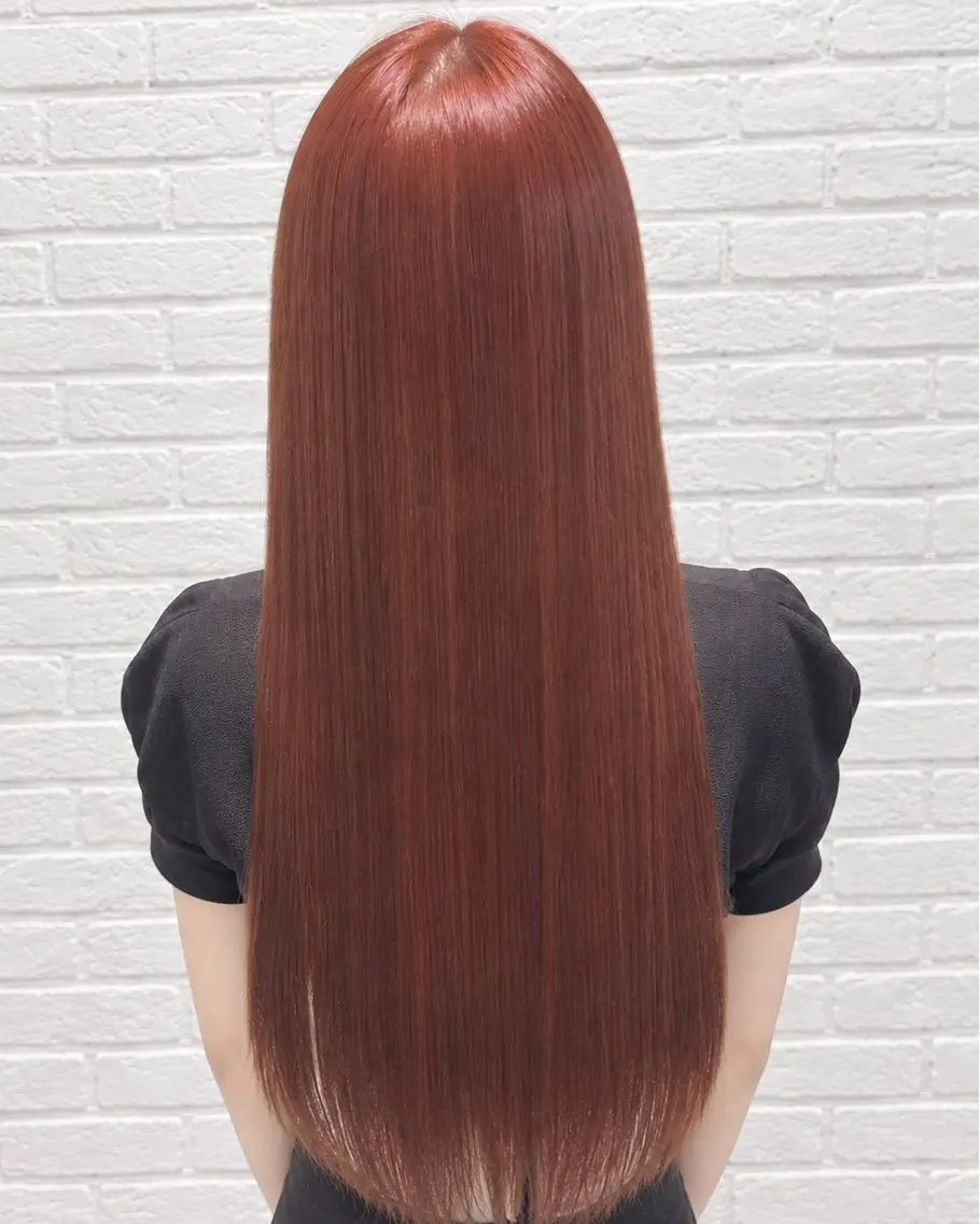 ロング カラー ヘアカラー 新開 羽音のヘアスタイル
