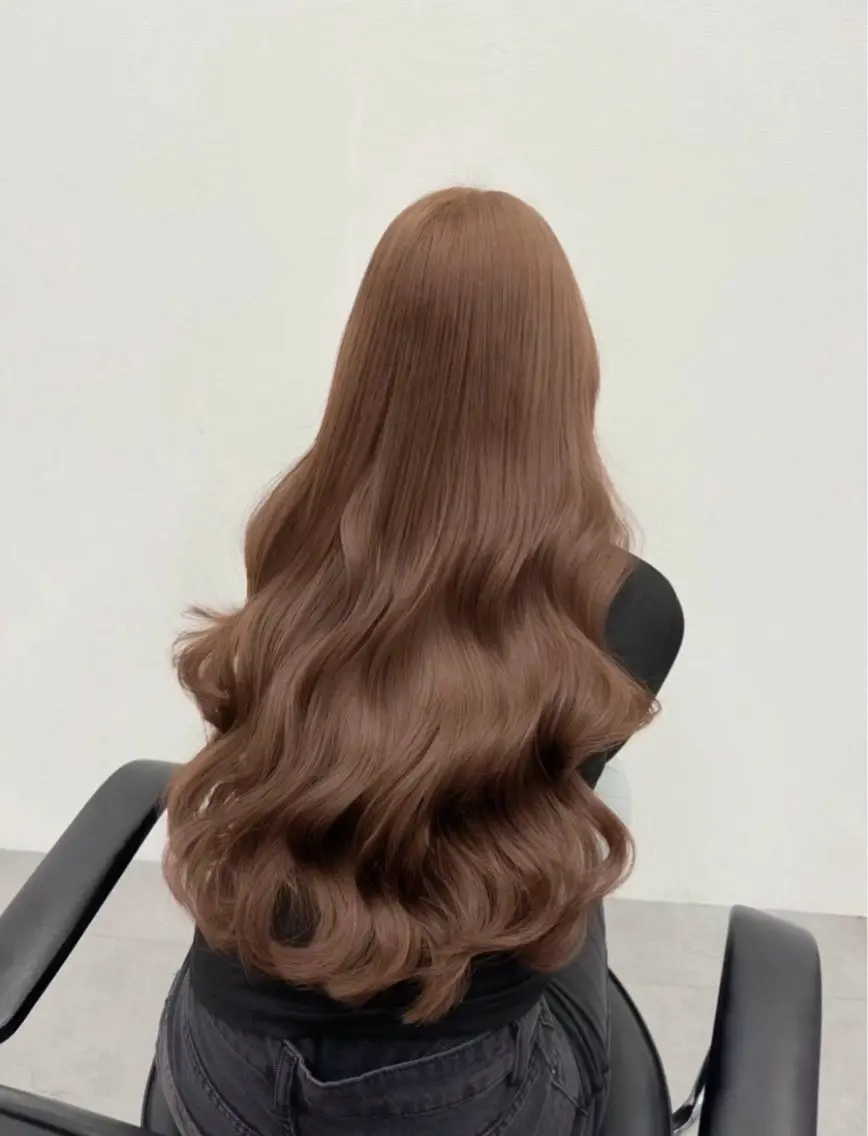 ロング Honami / ベージュ/🥥🤎のヘアスタイル