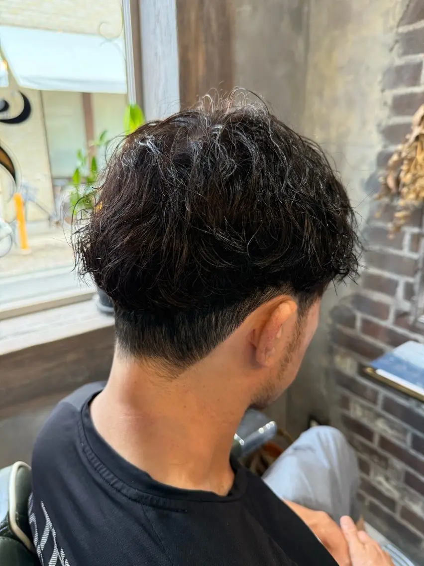 ショート メンズ メンズパーマ 刈り上げ 田中 叶夢のヘアスタイル