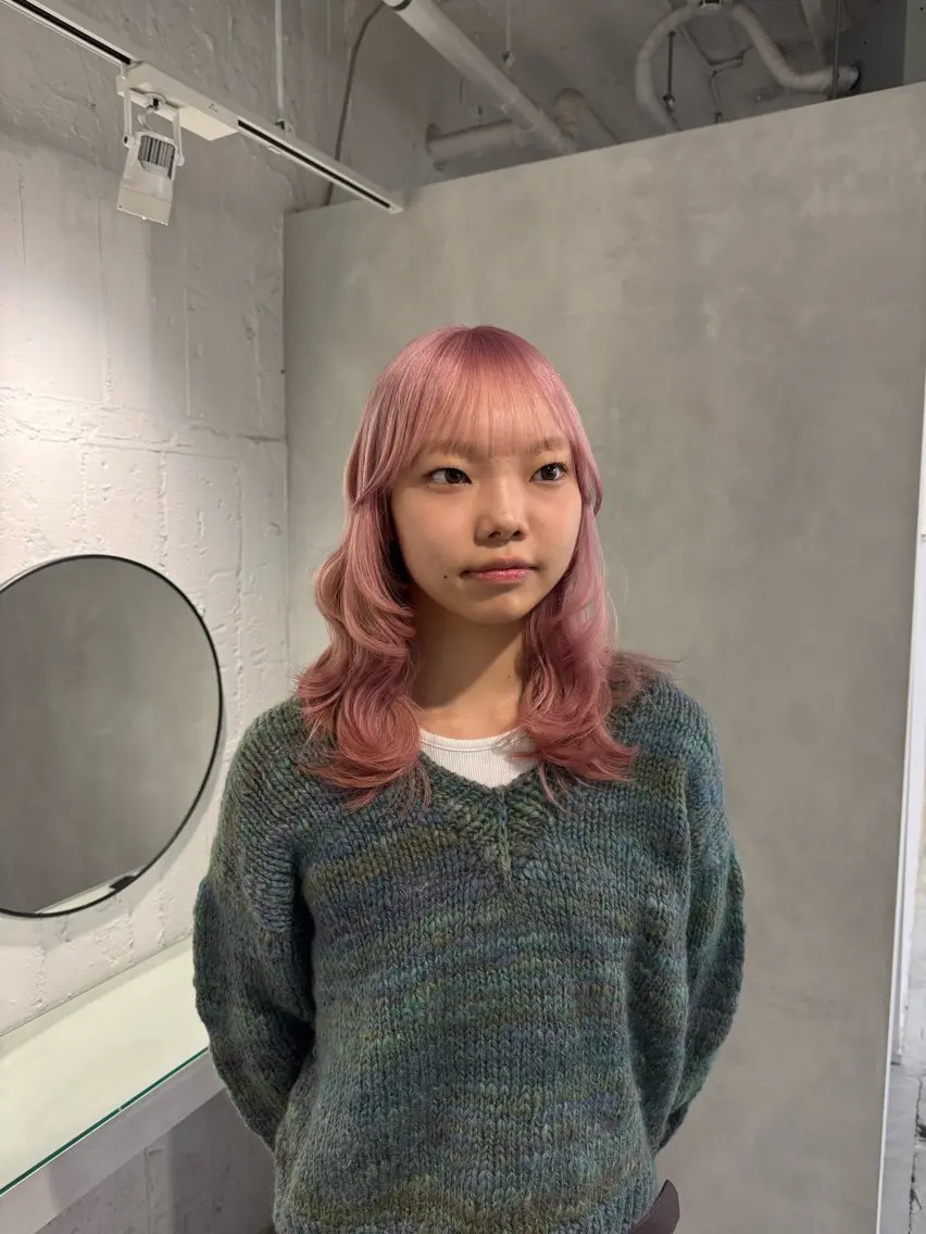 セミロング カット 縮毛矯正 トリートメント 新宿/顔周りカット +レイヤー＝しずく♩のヘアスタイル