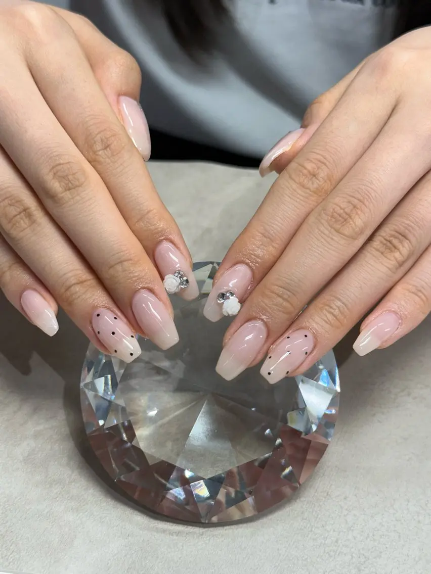 ネイル ワンホンネイル ハンドネイル WOLTOKYO渋谷 yunaのネイルデザイン