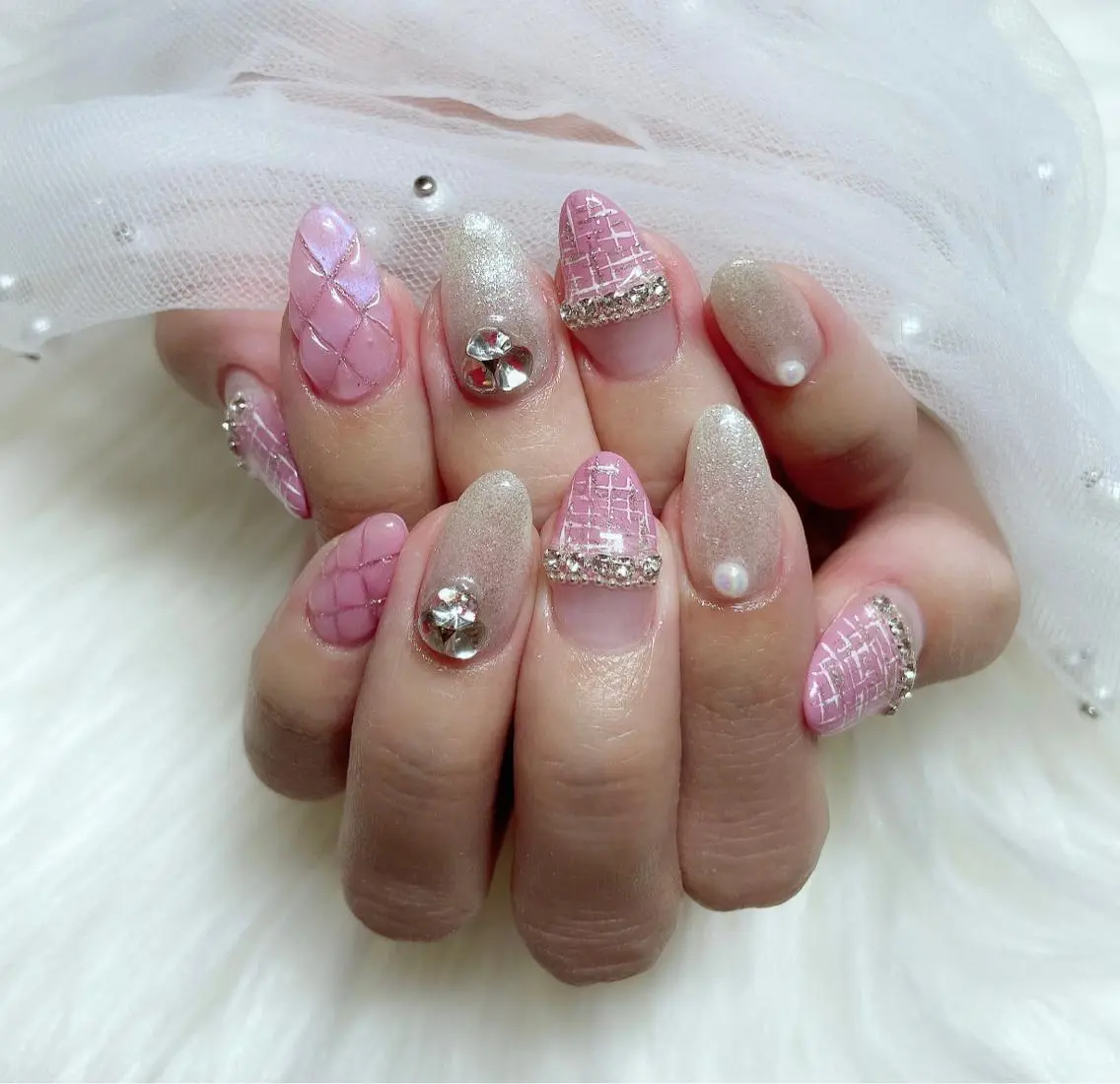 ネイル ハンドネイル ＆ME アンドミーのネイルデザイン