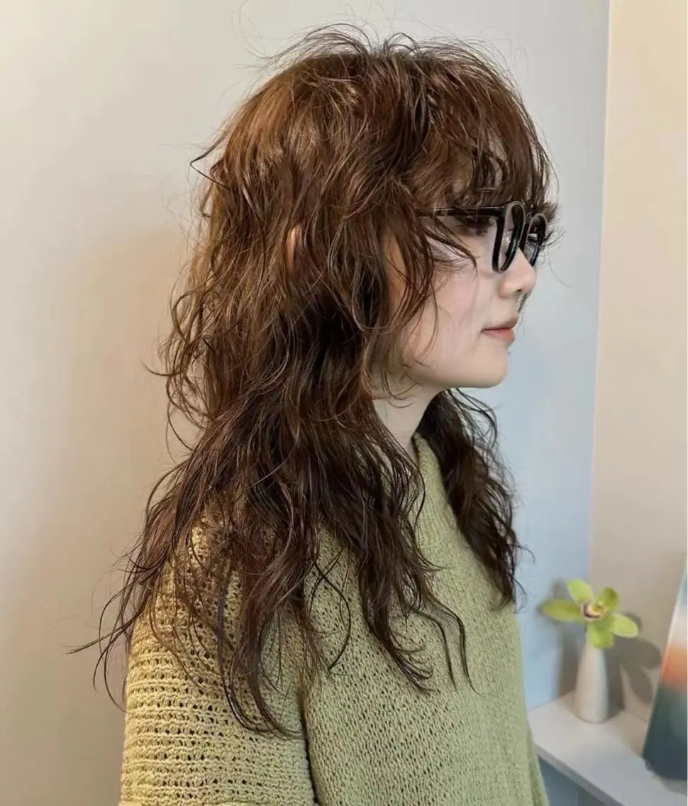 ロング パーマ 時森 咲良のヘアスタイル