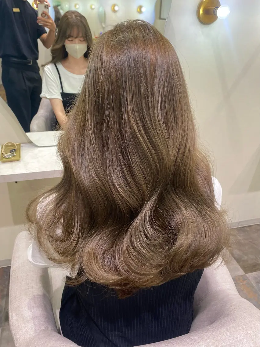ロング カラー ブリーチなしWカラー /レイヤーカット大阪のヘアスタイル