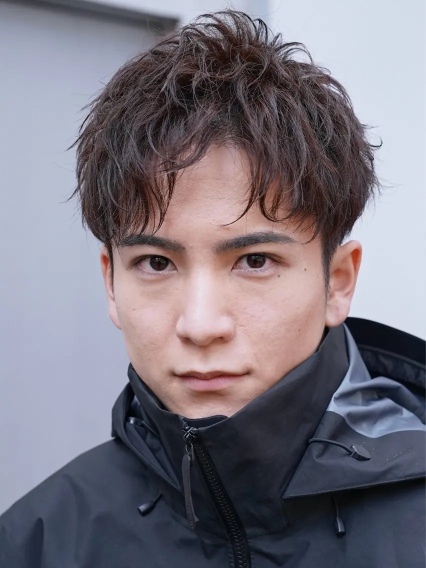 ショート メンズ フェザーパーマ マッシュ メンズパーマ 学生（メンズ向け） メンズツイストパーマ fifth/原宿/ カットモデル/カズのヘアスタイル