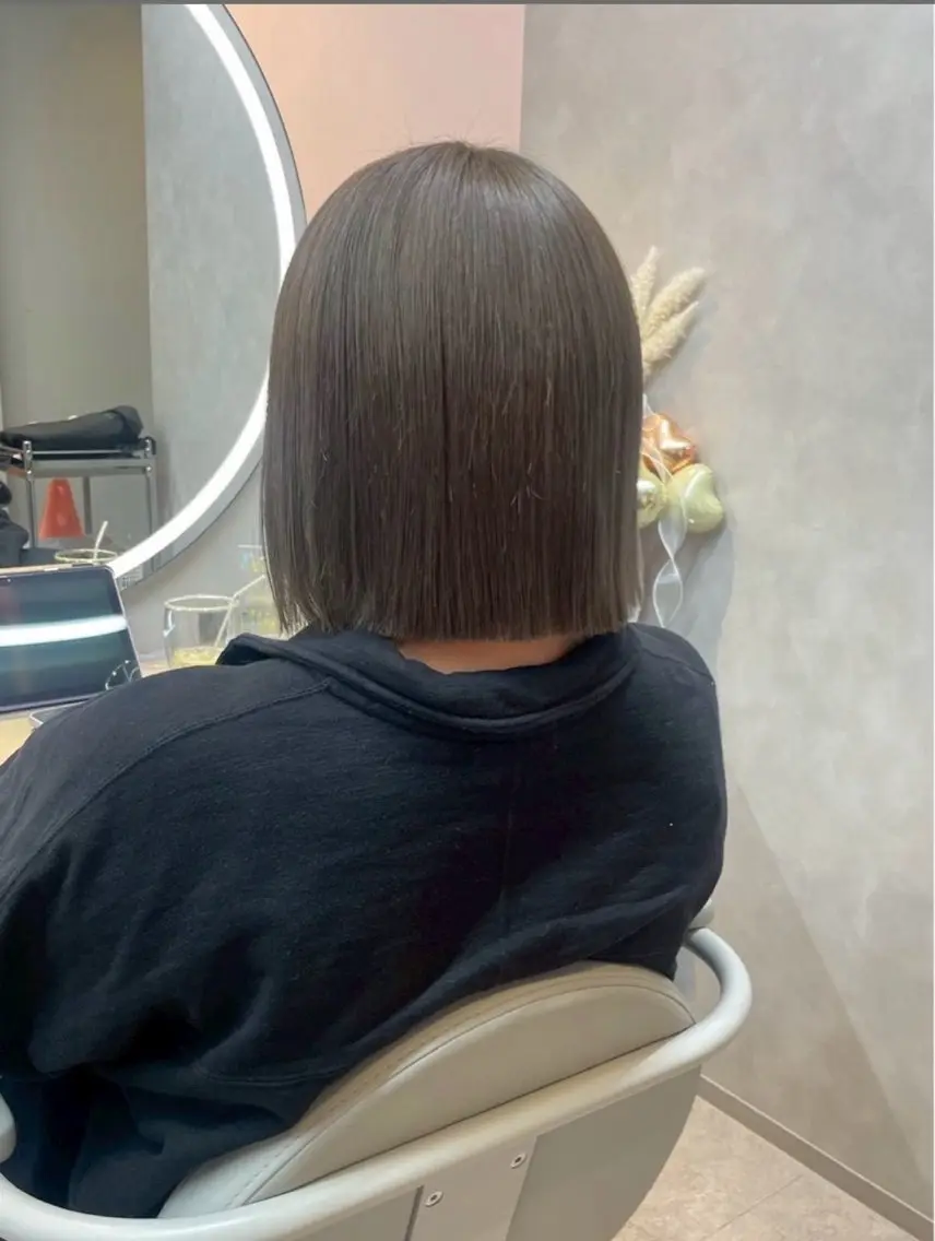 ショート カラー ヘアカラー toyohara momokaのヘアスタイル
