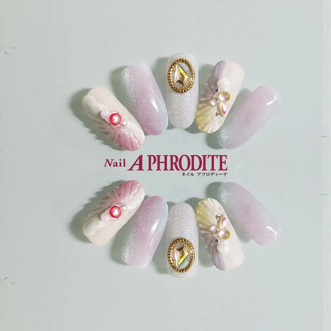 ネイル ジェルネイル ニュアンスネイル スカルプネイル ソフトジェル ネイルチップ ハンドネイル Nail Aphroditeのネイルデザイン