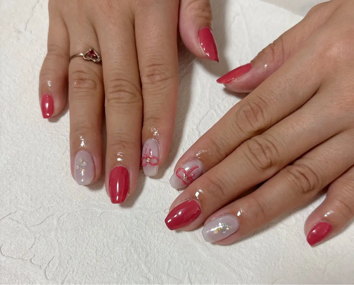 ネイル オーロラネイル フットネイル フレンチネイル ジェルネイル 韓国ネイル ハンドネイル mogunail &blowのネイルデザイン