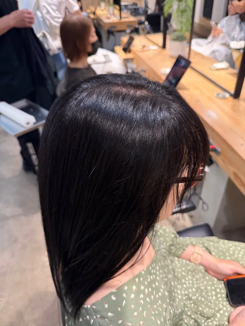 カラー 西村 颯世のヘアスタイル
