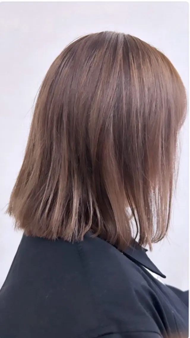 ミディアム ヘアカラー 酒井 直桜矢のヘアスタイル