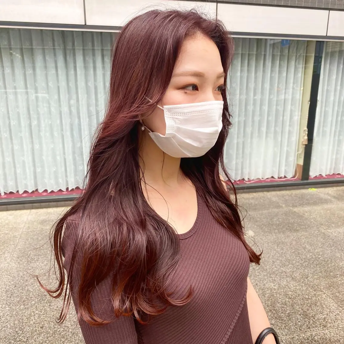 ロング 前川 朋香のヘアスタイル