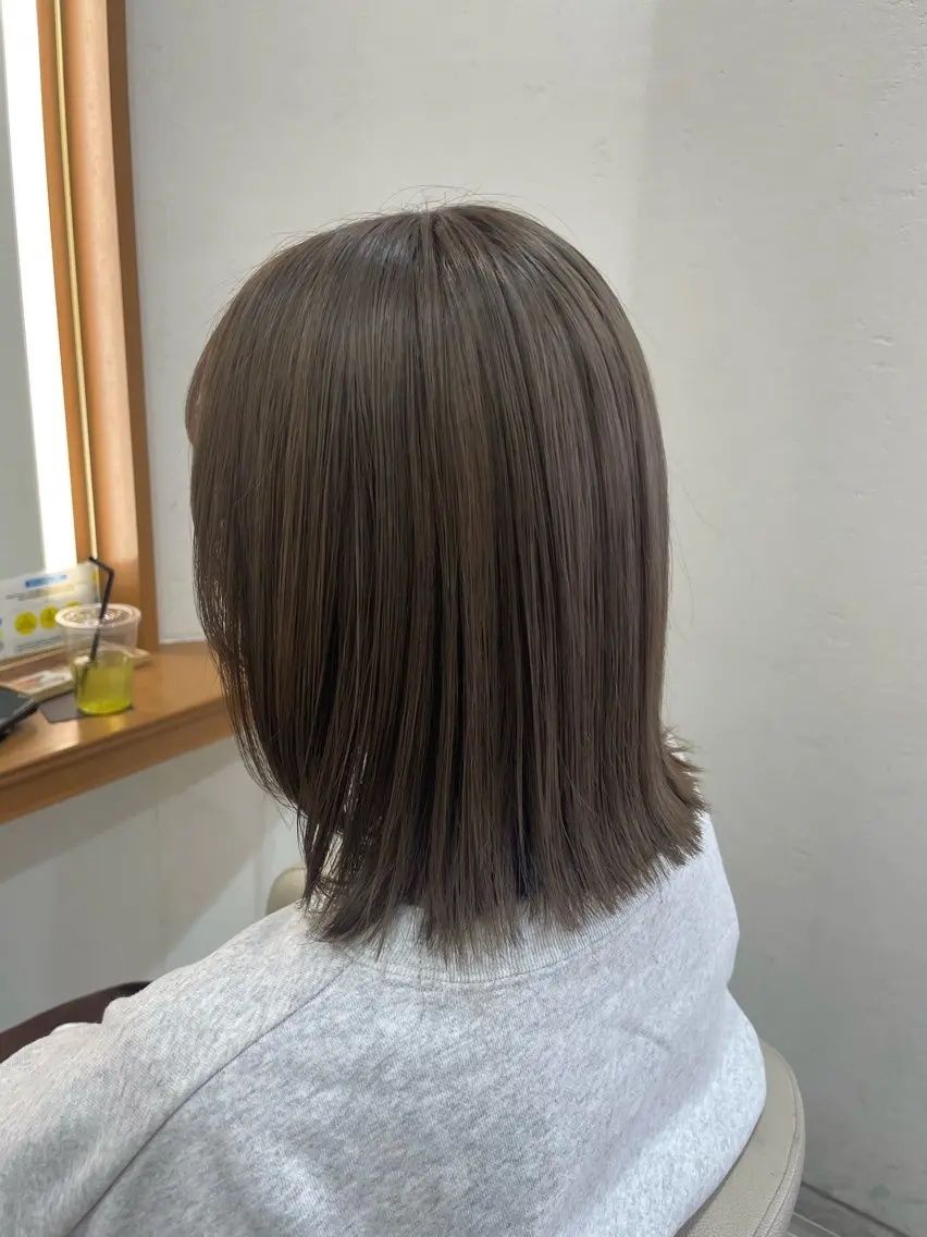 ミディアム カラー ベージュカラー ミルクティーベージュ カット 眞田 晟希／メンズパーマのヘアスタイル