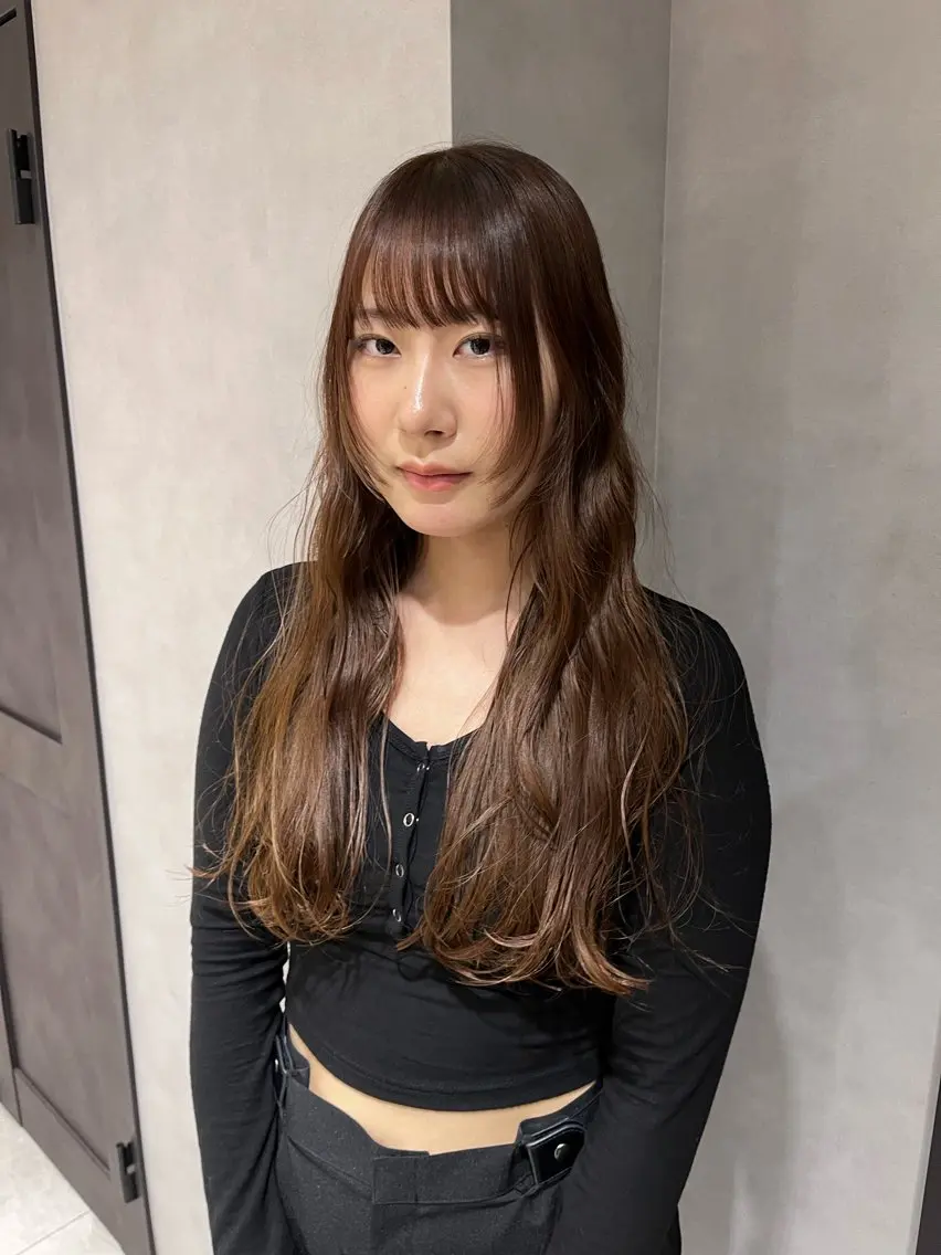 ロング カラー 顔まわりレイヤー レイヤーカット ロング ブリーチ/縮毛矯正 ❤️‍🔥シンノスケのヘアスタイル