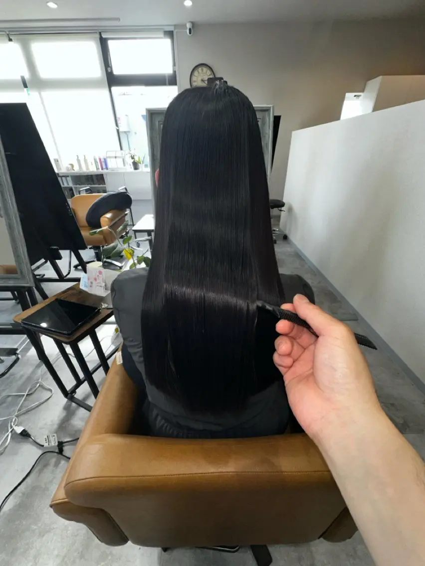 ロング カット 縮毛矯正 トリートメント 伊藤 裕貴のヘアスタイル