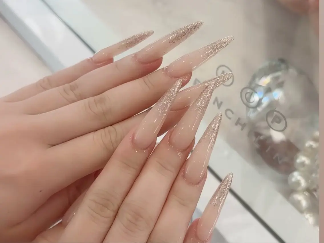 ネイル ハンドネイル ネイルサロン KARIのネイルデザイン