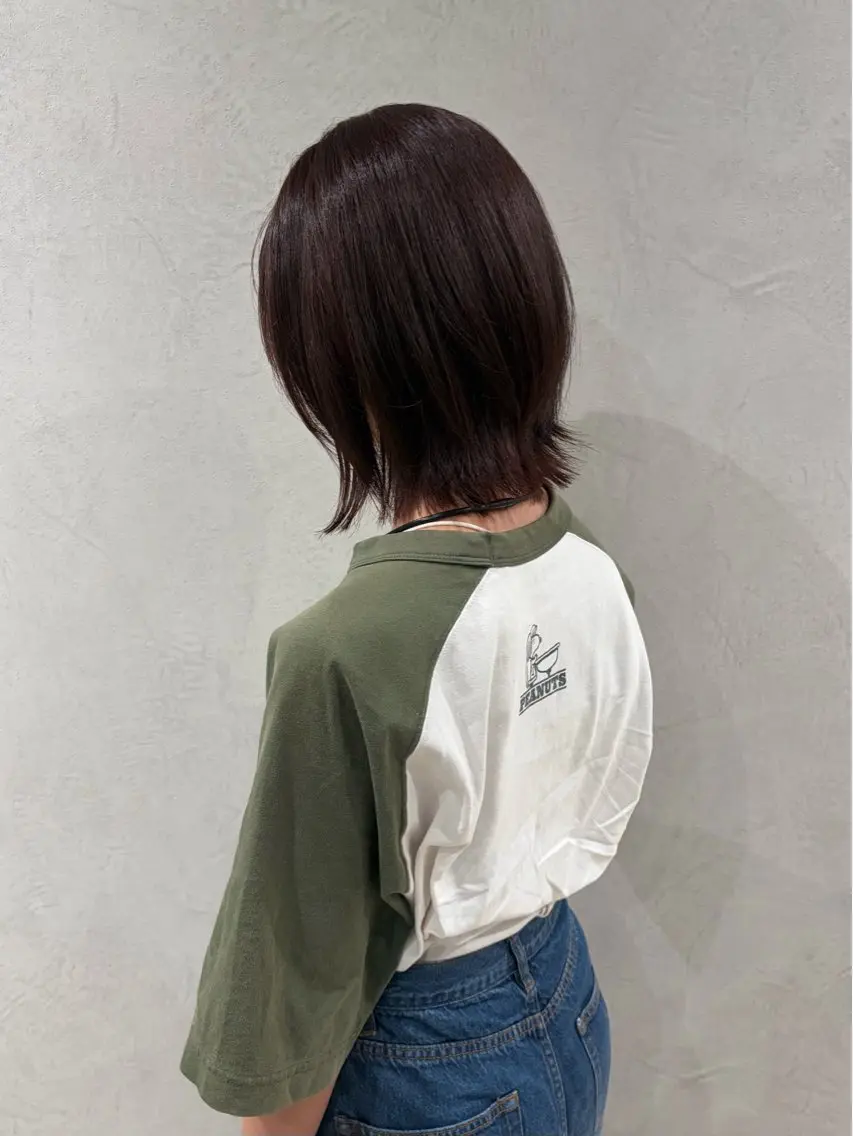 ミディアム カット ヘアカラー Uni. wakabaのヘアスタイル