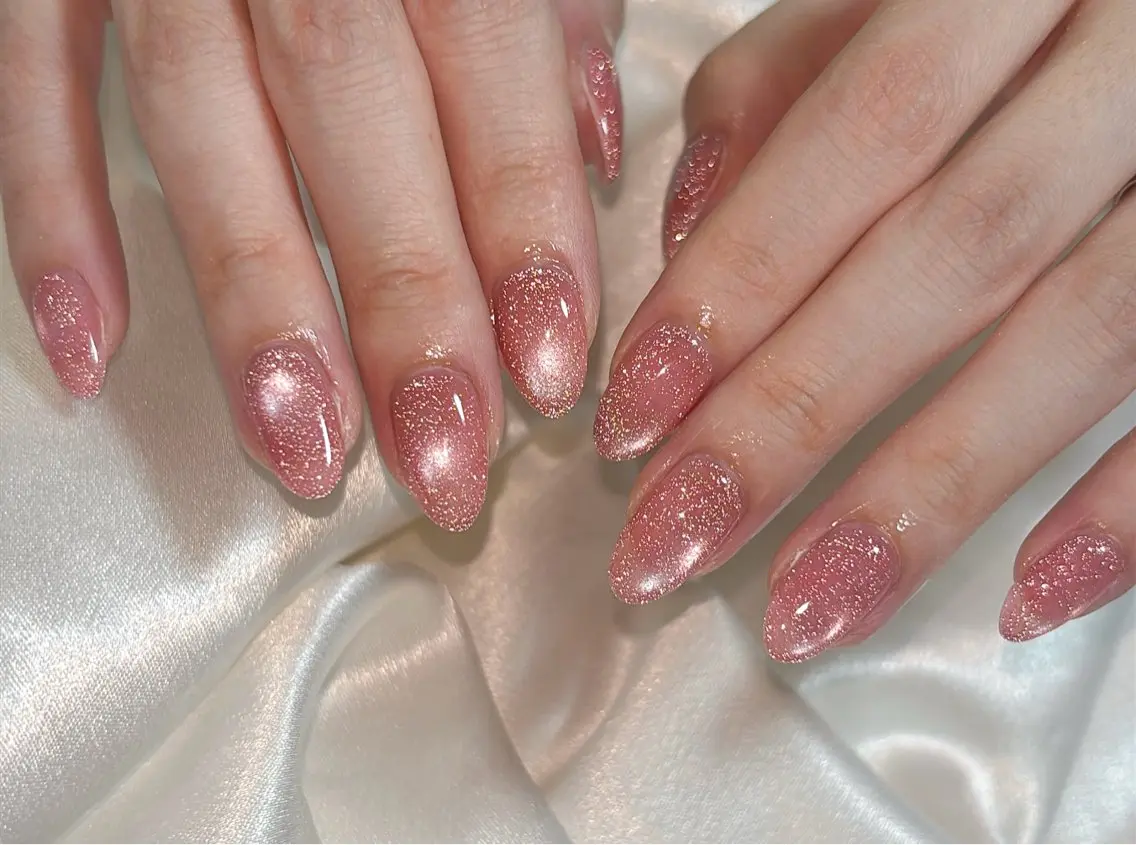 ネイル オーロラネイル フラッシュネイル フラッシュマグ フットネイル フレンチネイル ハンドネイル mogunail &blowのネイルデザイン