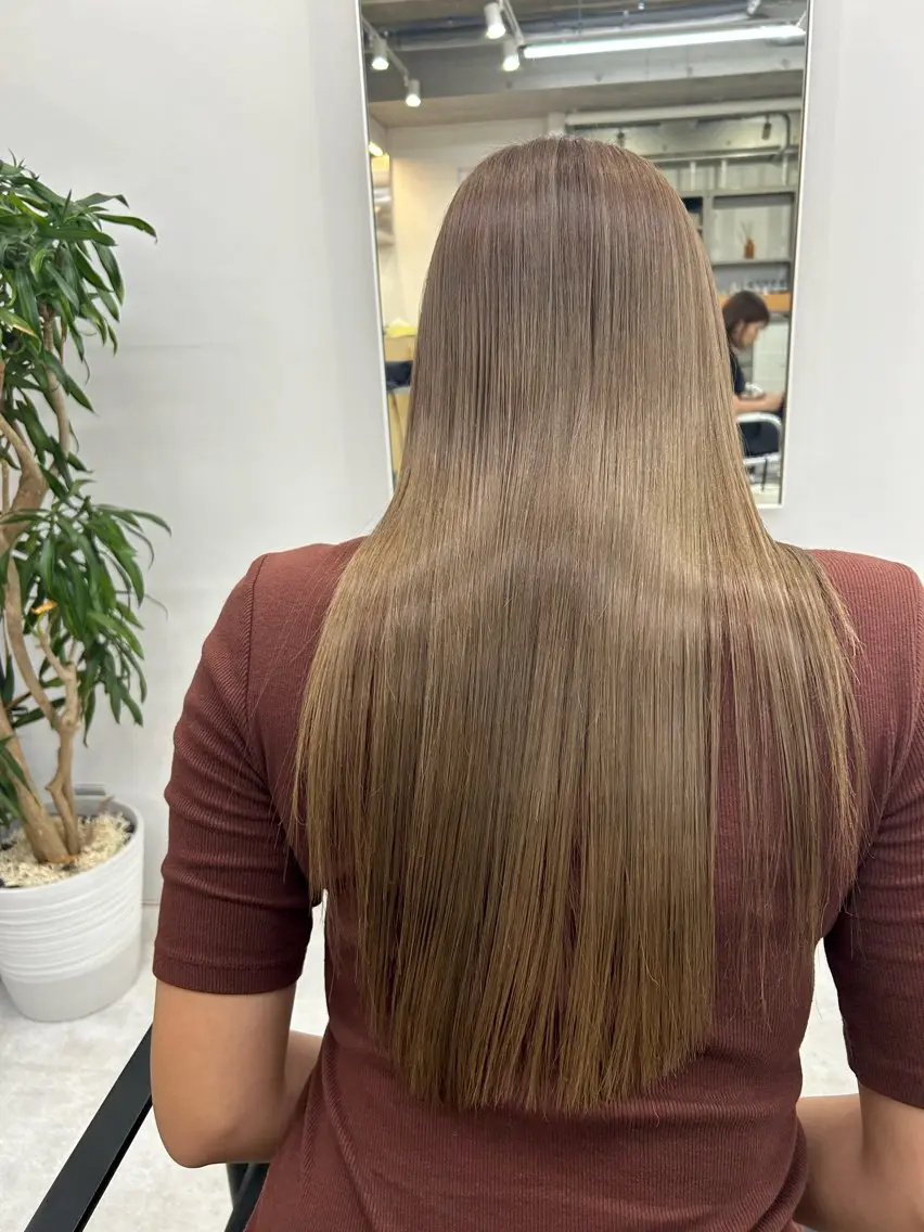 ロング カラー ケアカラー 外国人風カラー 髪質改善 ロング トリートメント ヘアカラー トリートメント 髪質改善/艶カラー /レイヤーカット💛のヘアスタイル