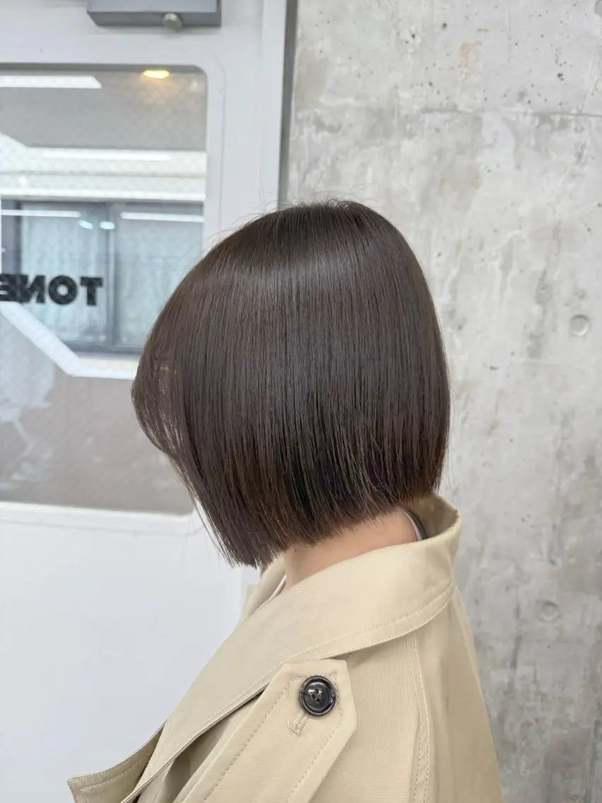 ショート カラー グレージュ カット ヘアカラー トリートメント 高橋大樹/グレー ジュ/ブリーチなしのヘアスタイル
