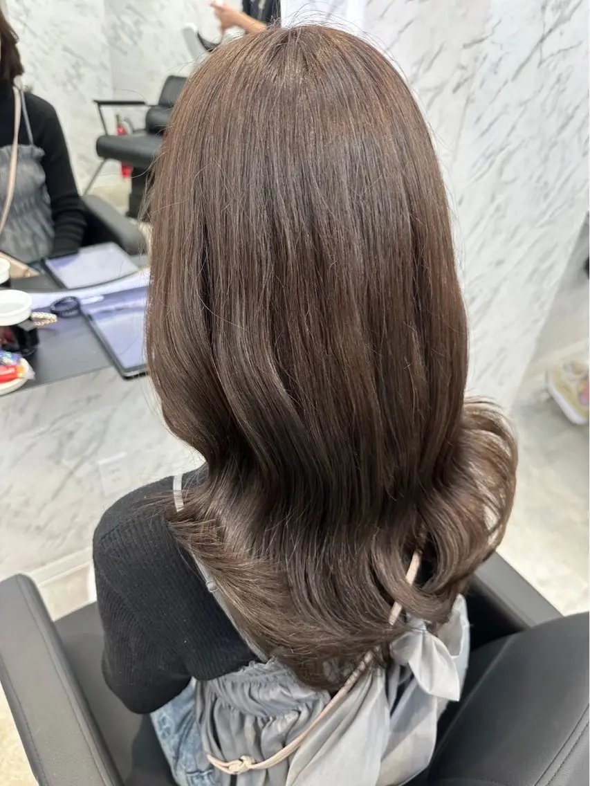 ロング カラー グレージュ トリートメント カット¥1100 ✂️MIUのヘアスタイル