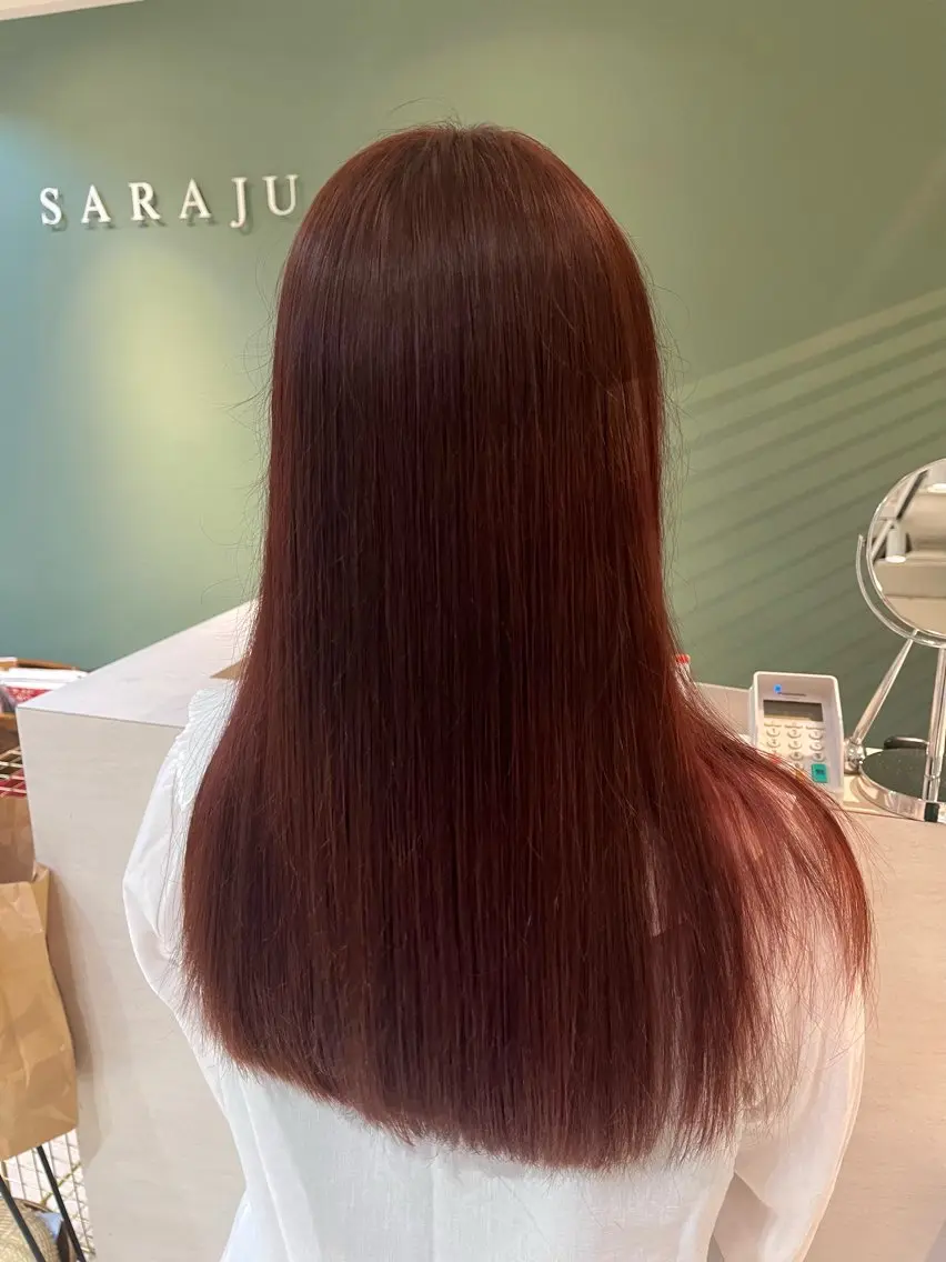 ロング カラー ブラウンカラー レッドカラー レッドブラウン 安来柚乃 ヤスキユノのヘアスタイル