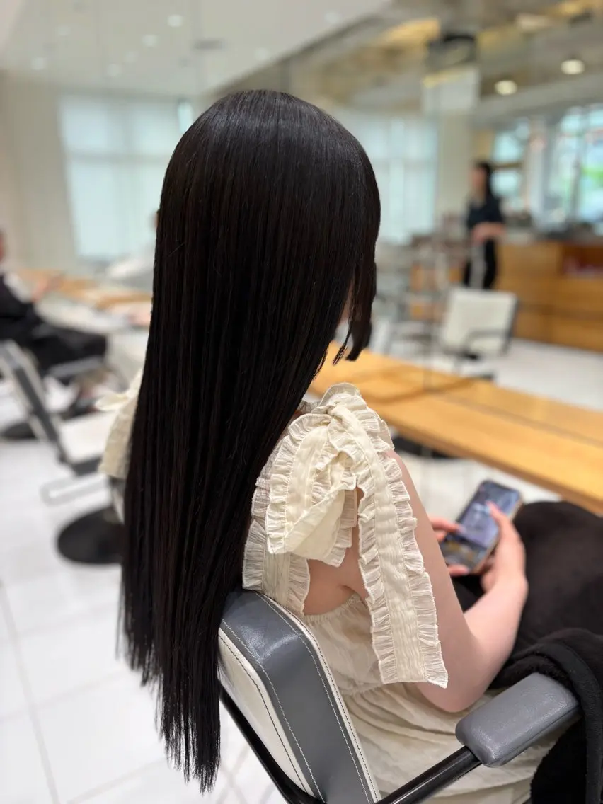 ロング カラー ヘアカラー 池田 悠人のヘアスタイル