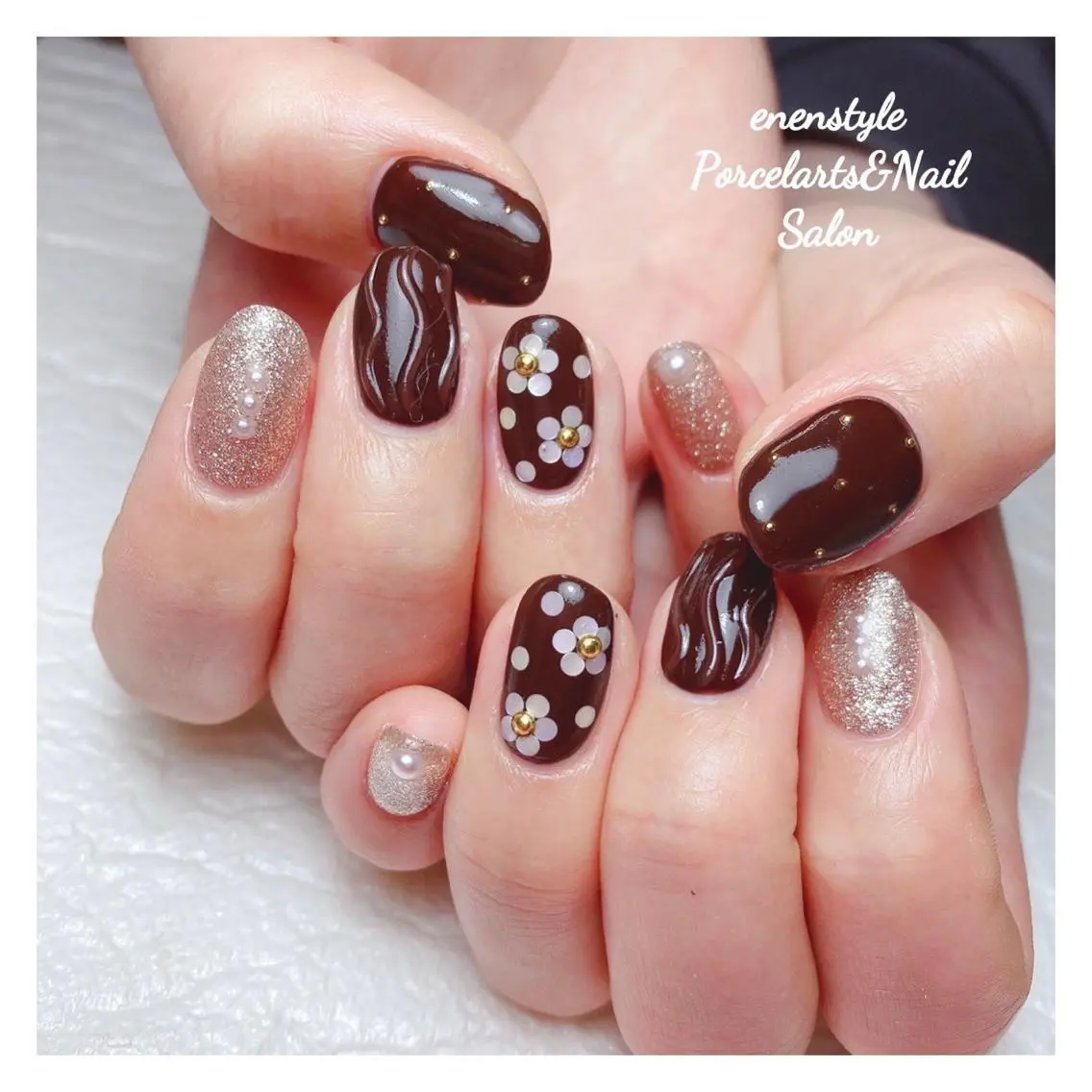 ミディアム ネイル 🐾enen style 🐾のネイルデザイン