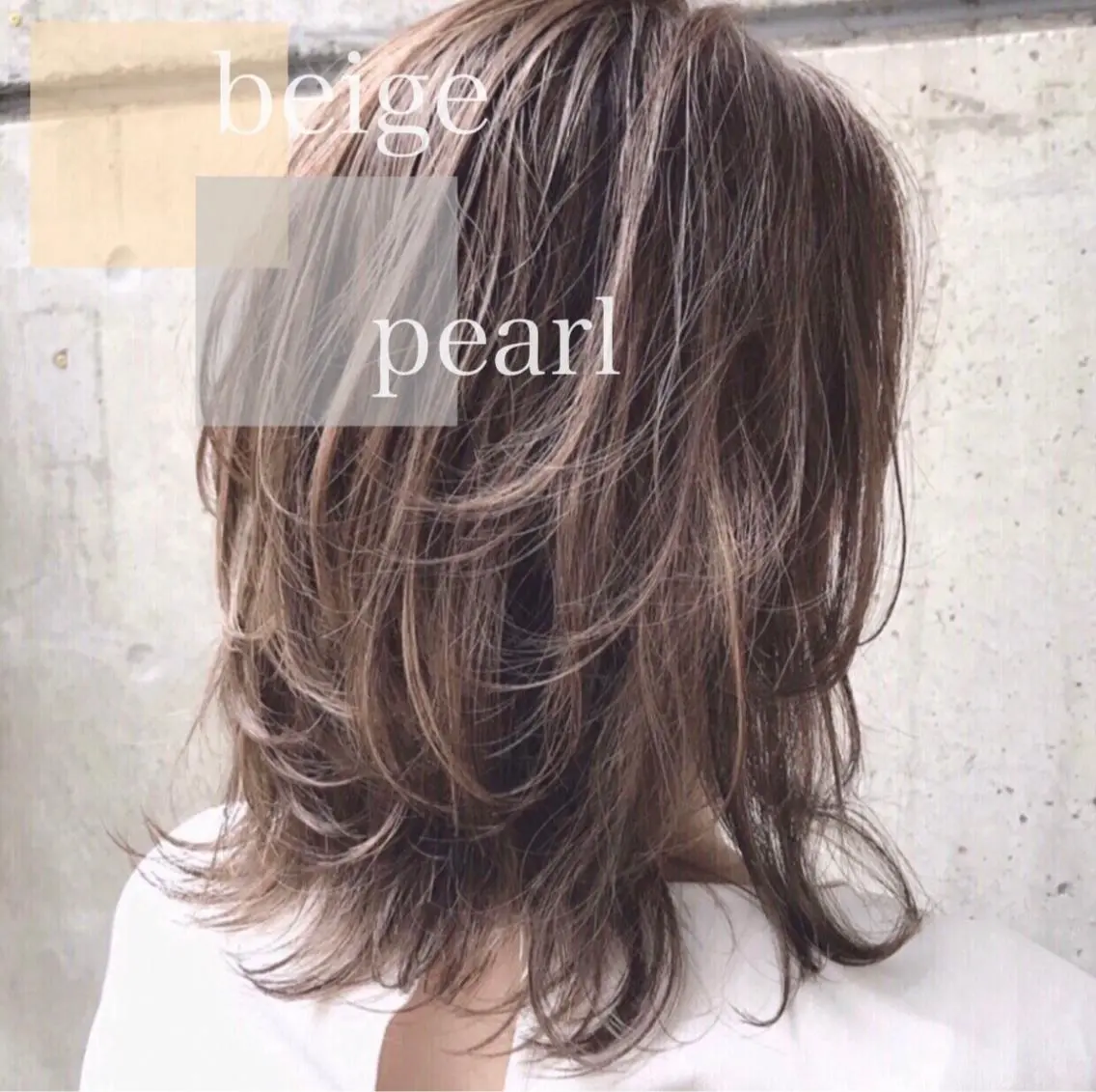 ミディアム カラー ミディアムパーマ アッシュ ベージュカラー ブルーカラー グレージュ ヘアカラー AKI アキのヘアスタイル