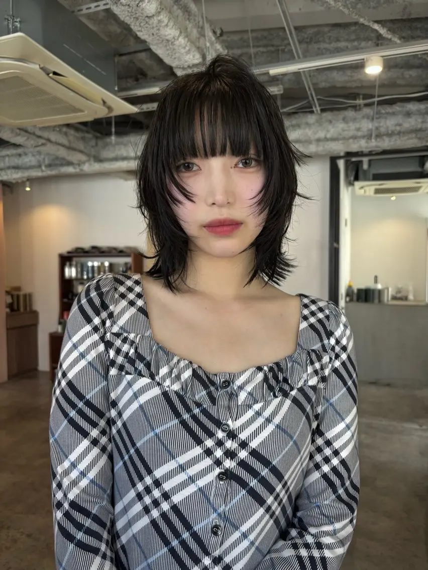 ミディアム カラー レイヤーカット カット ヘアカラー yu maのヘアスタイル
