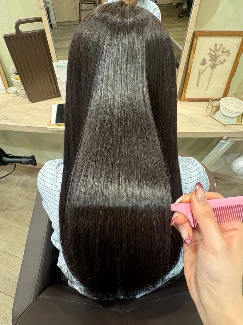 ロング カラー グレージュ 髪質改善 🤍ちなつ /髪質改善ヘアエステのヘアスタイル