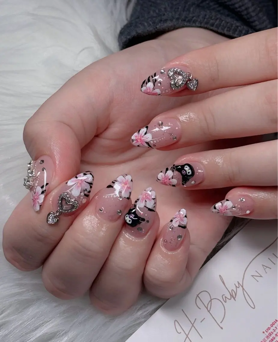 ネイル オーロラネイル フレンチネイル ジェルネイル ハロウィン キラキラネイル ハンドネイル H.baby Nail Salonのネイルデザイン