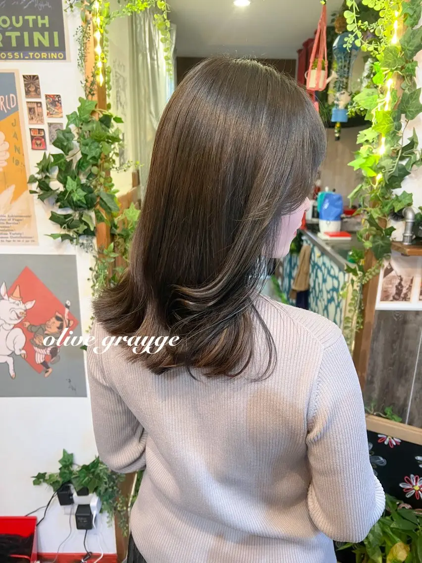🌼minimo2回目リピート様はこちら💁♀️ 全体カラー+3ステップトリートメント ¥8800の写真