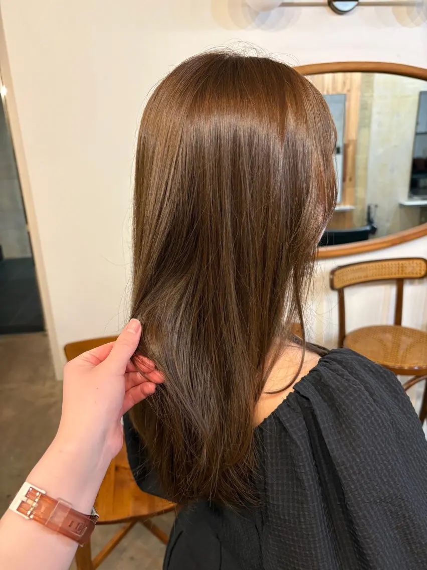 ロング トリートメント ヘアカラー 柳瀬 和香奈のヘアスタイル
