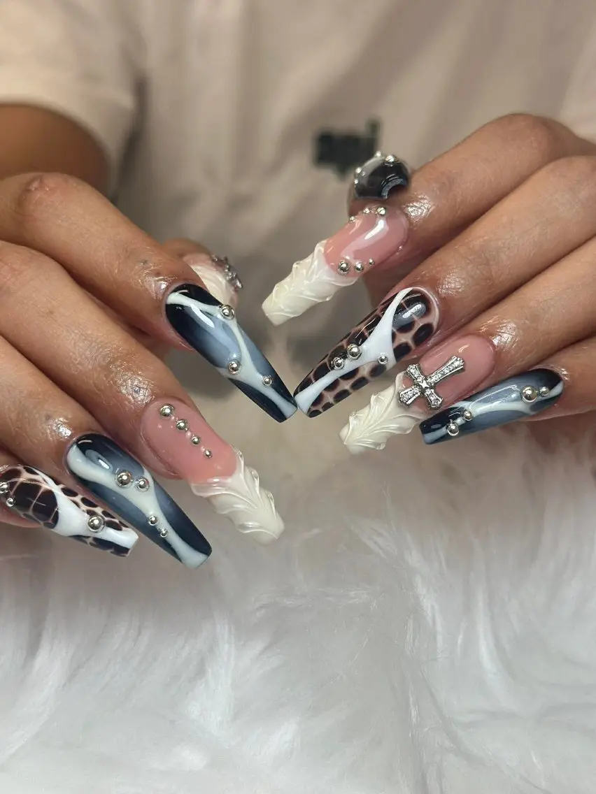 ネイル アートネイル 成人式 ジェルネイル ニュアンスネイル 夏ネイル ハンドネイル Jenn Nail Salonのネイルデザイン