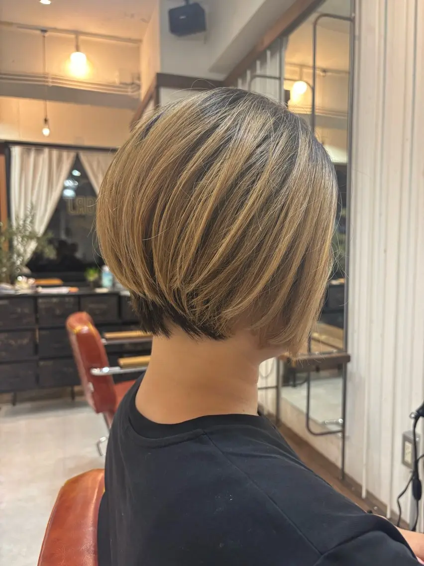 ショート 宇留間 涼香のヘアスタイル