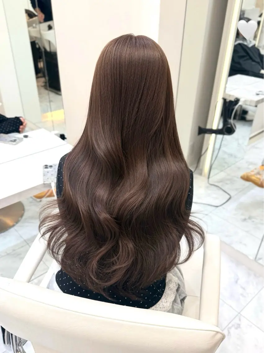 【黒髪から明るくしたい方】ブリーチなしWケアカラー🎀の写真