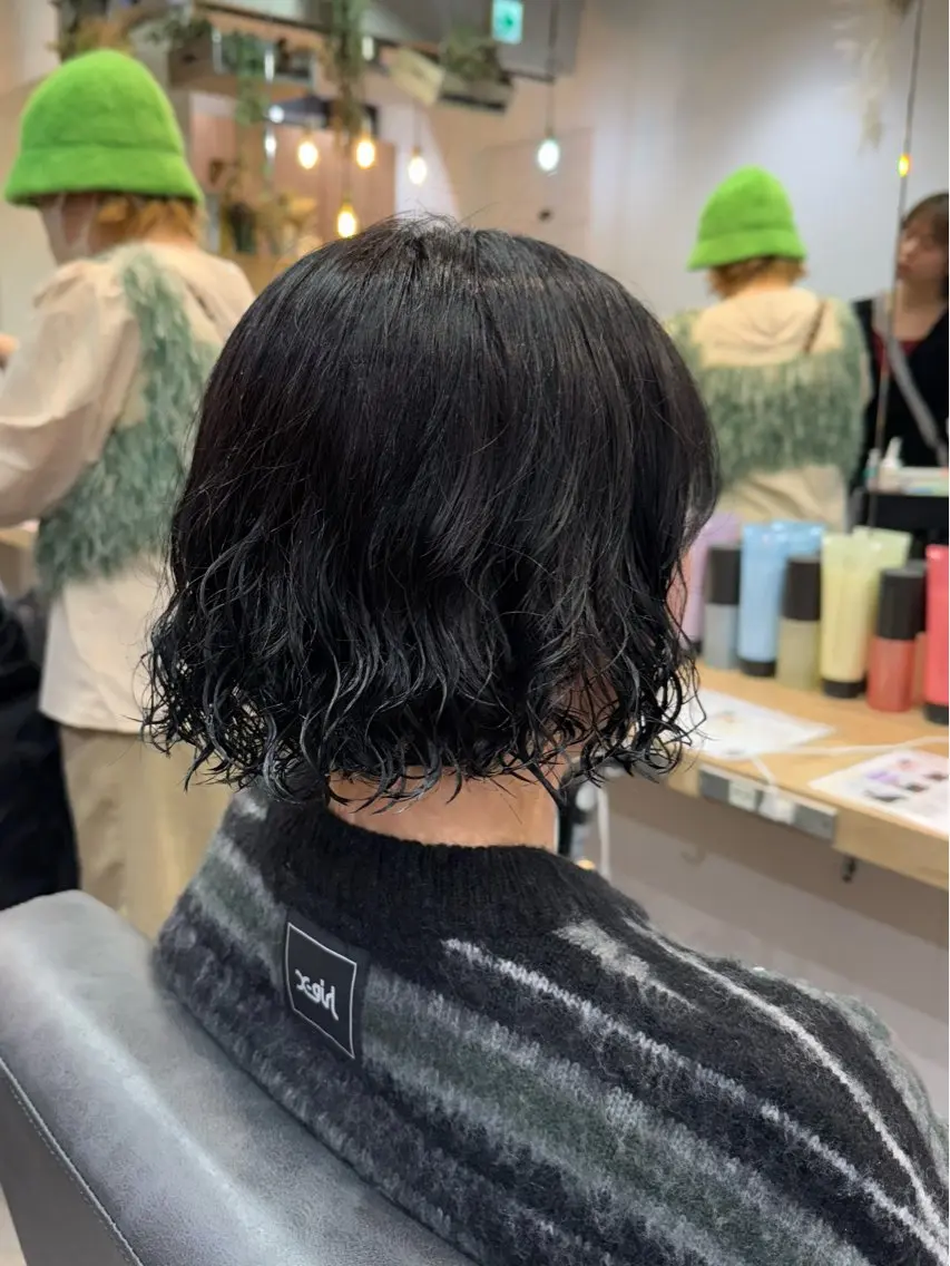 ミディアム カラー パーマ カット パーマ トリートメント 縮毛矯正/シール エクステ/艶髪ひふみのヘアスタイル