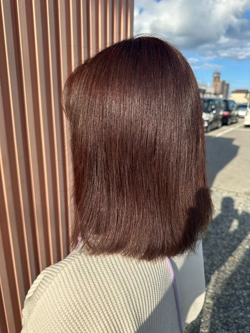 ミディアム カラー 林 萌恵のヘアスタイル