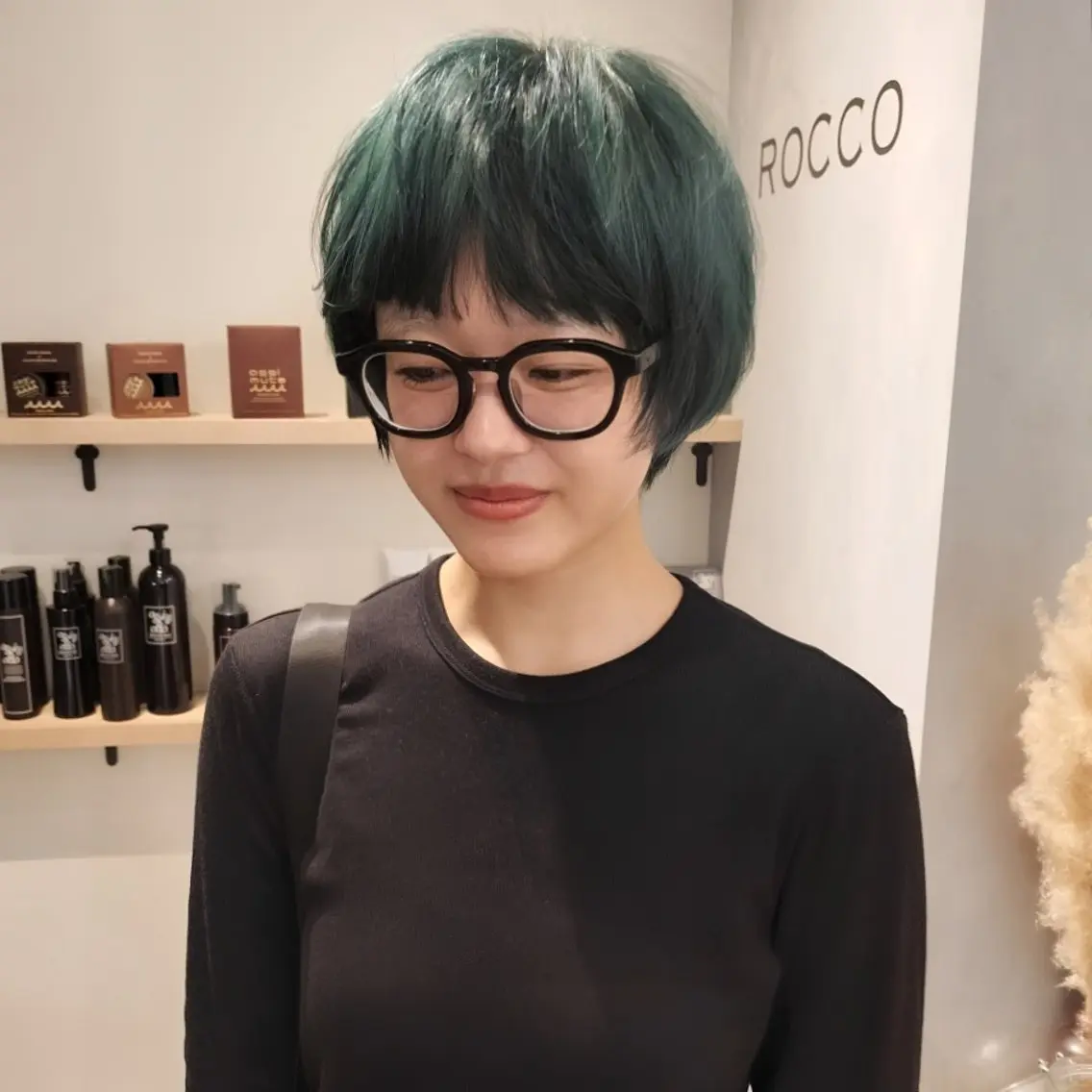 カラー ショート 透明感カラー🫧HI NAKO/ROCCOのヘアスタイル