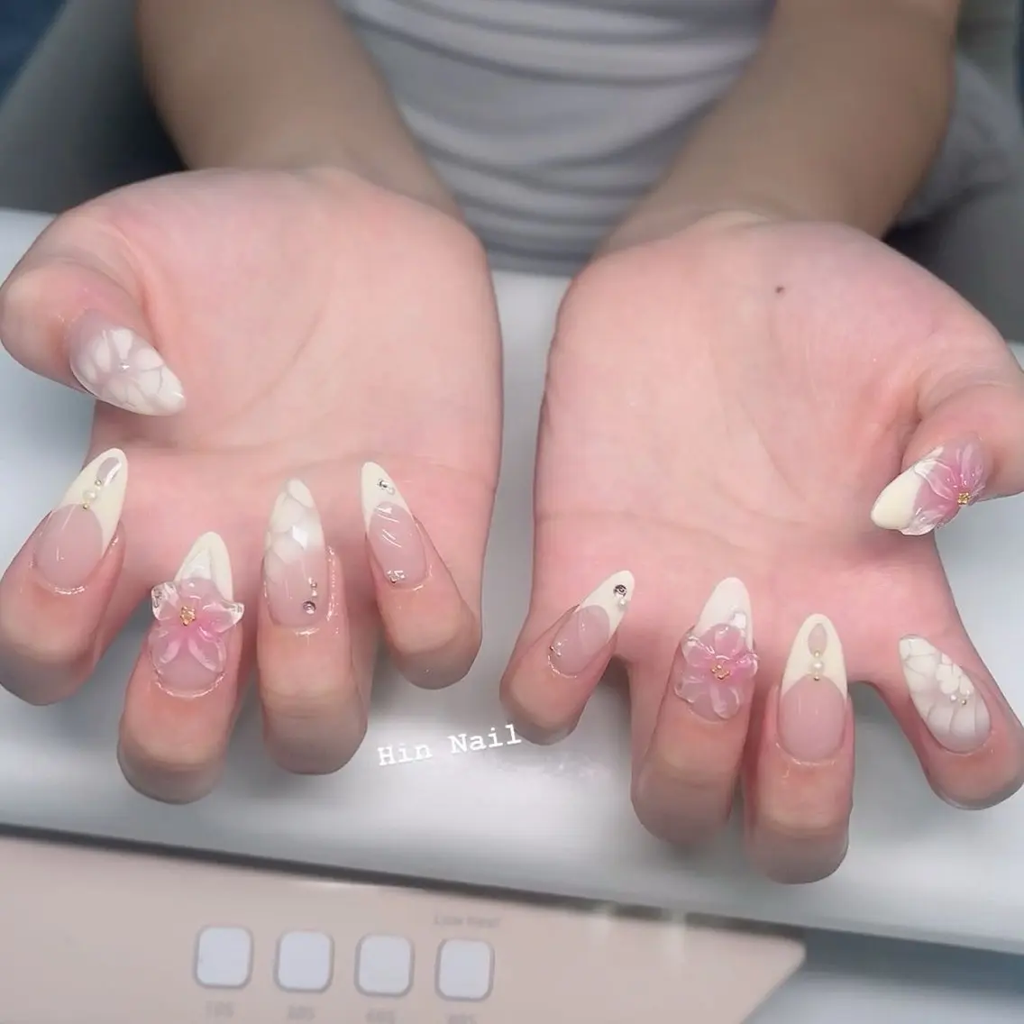 ネイル ハンドネイル HIN NAILのネイルデザイン