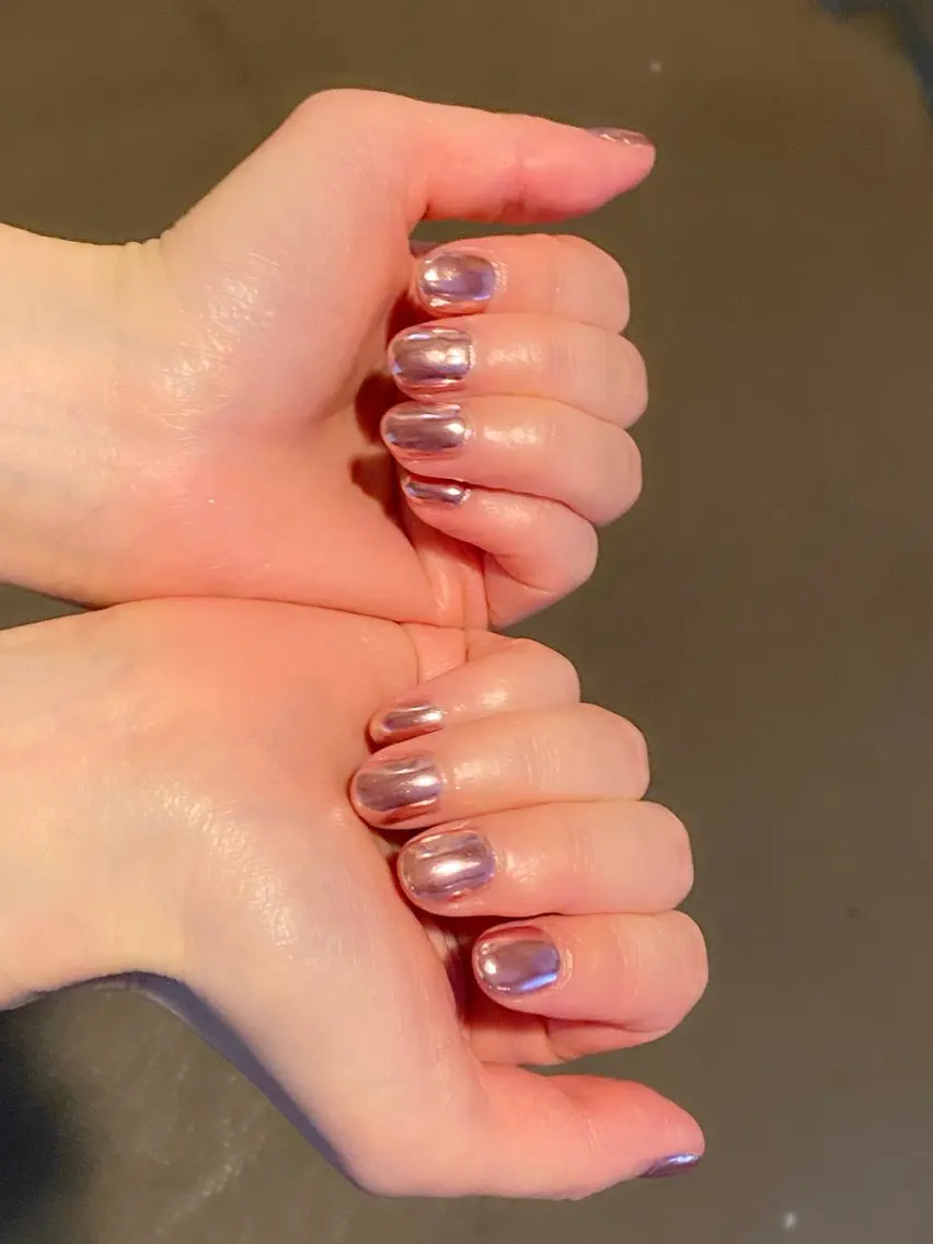 ネイル キラキラネイル ミラーネイル ピンク iro+ nailのネイルデザイン
