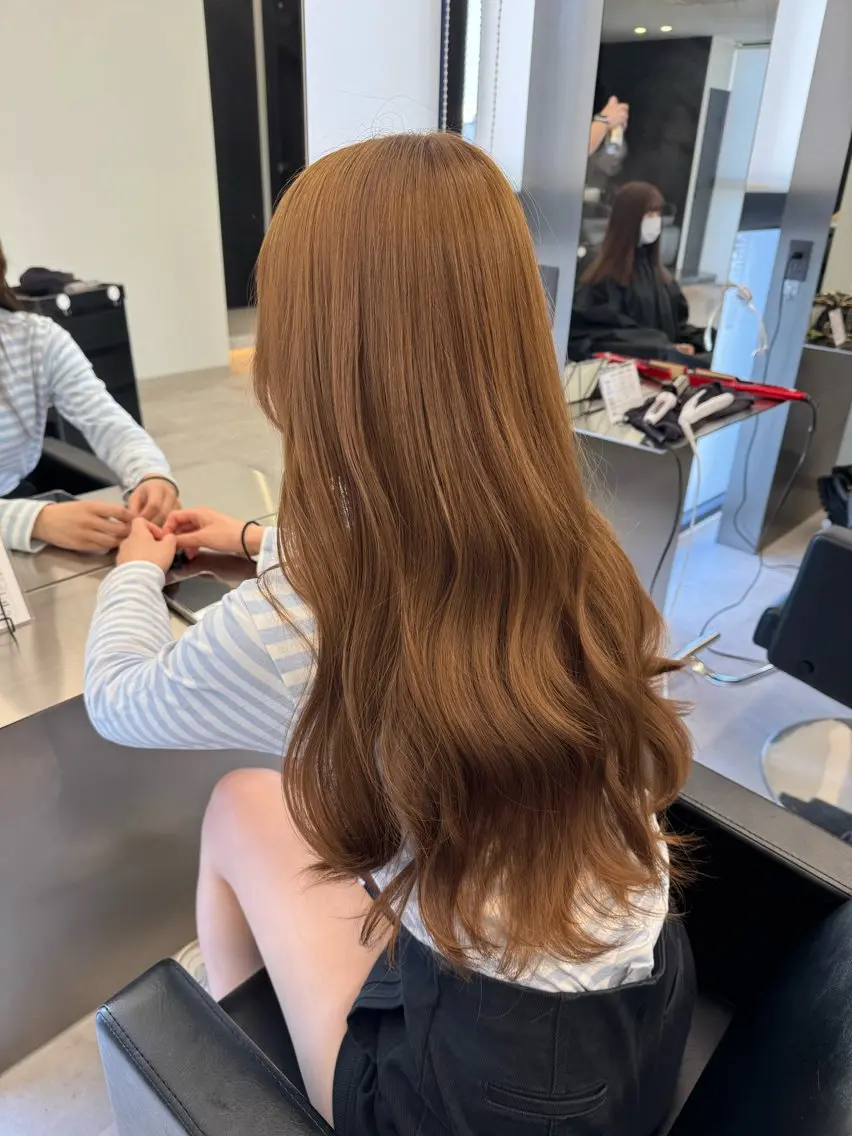 ロング カラー ベージュカラー ブリーチ ヘーゼル ブリーチなしカラー ヘアカラー トリートメント ベージュ/エクステ /職人/KENTAのヘアスタイル