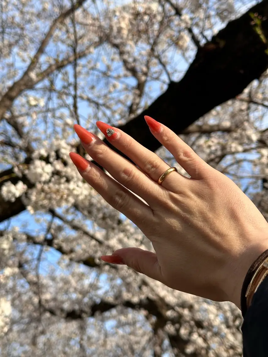 【65歳以上ネイル👵🏻】可愛くしたっていいじゃない❤️年齢なんて関係ない‼️ハンドネイル/ワンカラーのみの写真