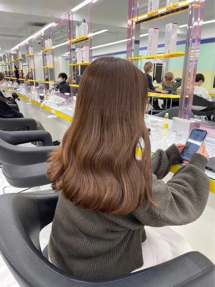 カラー ブリーチ ブラウンカラー ブリーチなしカラー ♡⃛赤み消し ♡⃛ 淡色特化✨️Rimuのヘアスタイル