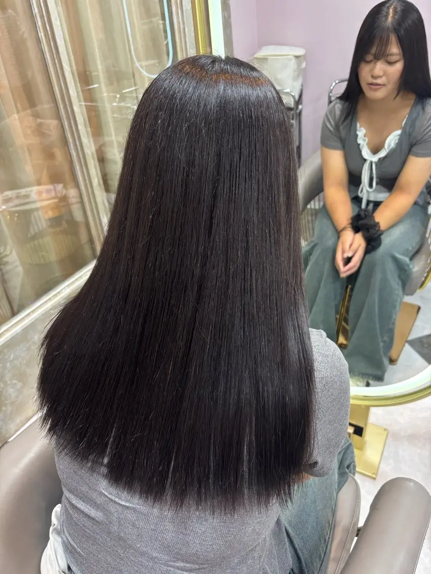 グレーカラー(白髪染め)+トリートメントの写真