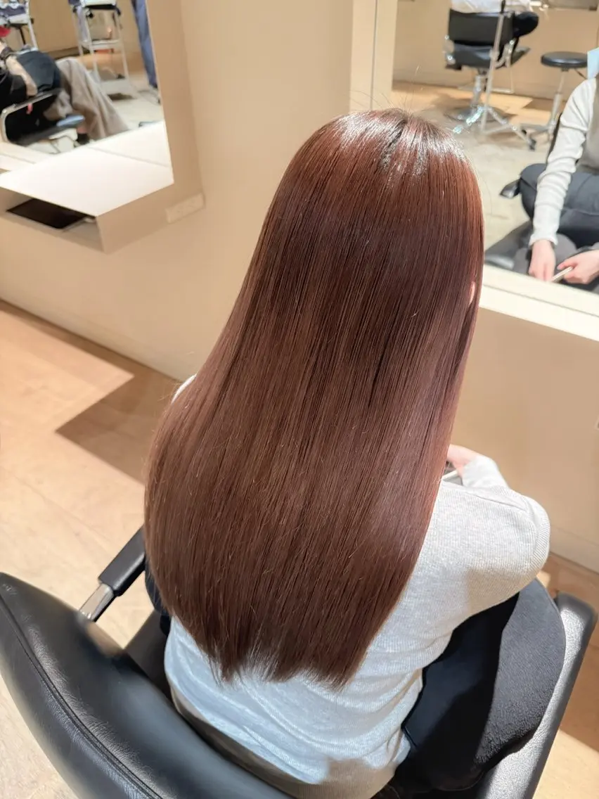 ロング トリートメント 増地 雪羽のヘアスタイル