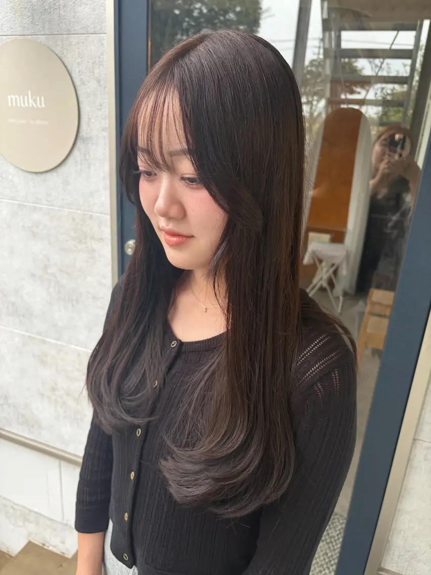 ロング レイヤーカット ローレイヤー カット ヘアカラー ⭐️髪質改善カラー lisaaaa⭐️のヘアスタイル