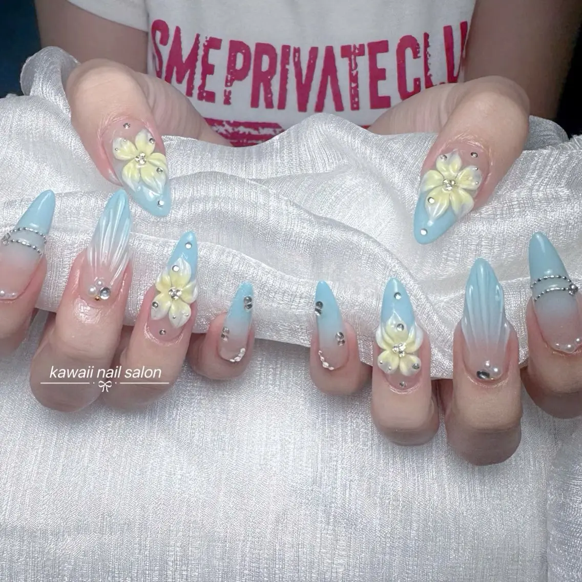 ネイル ドット フレンチネイル 韓国ネイル マグネットネイル オフィスネイル Kawaii Nail Salonのネイルデザイン