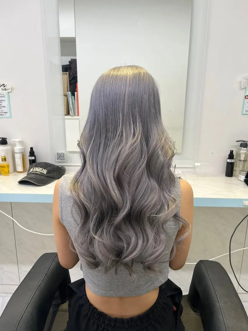 ロング カラー ヘアカラー トリートメント ブリーチカラー 🩵MIZUKIのヘアスタイル