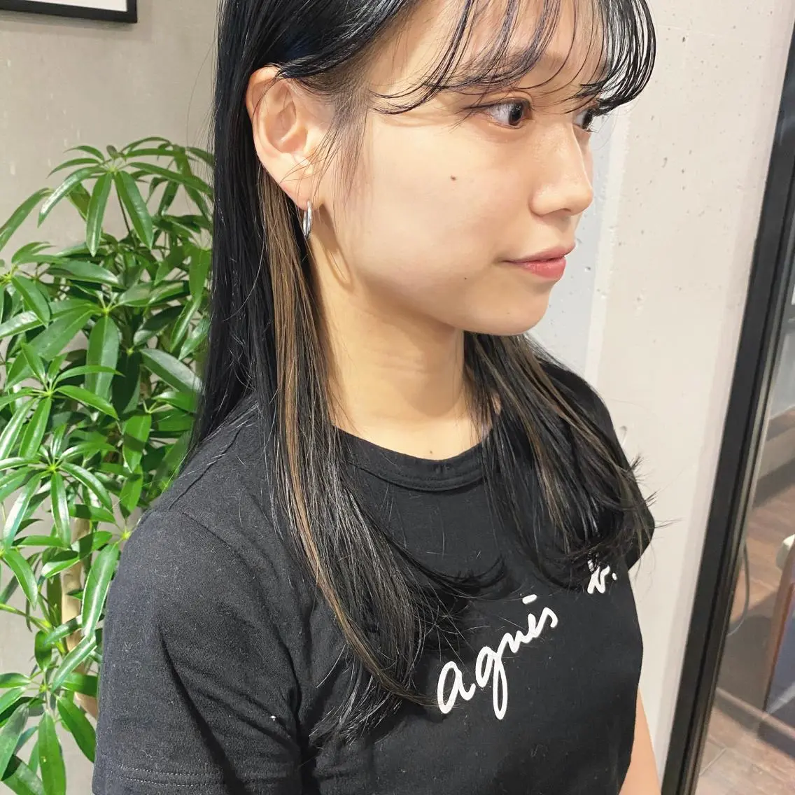 セミロング カラー イヤリングカラー カット ヘアカラー トリートメント やまもと さえのヘアスタイル